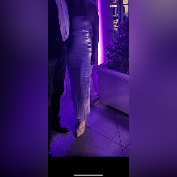 Zara dress worn once altered on the sides due to runs small - Picture 8 of 8